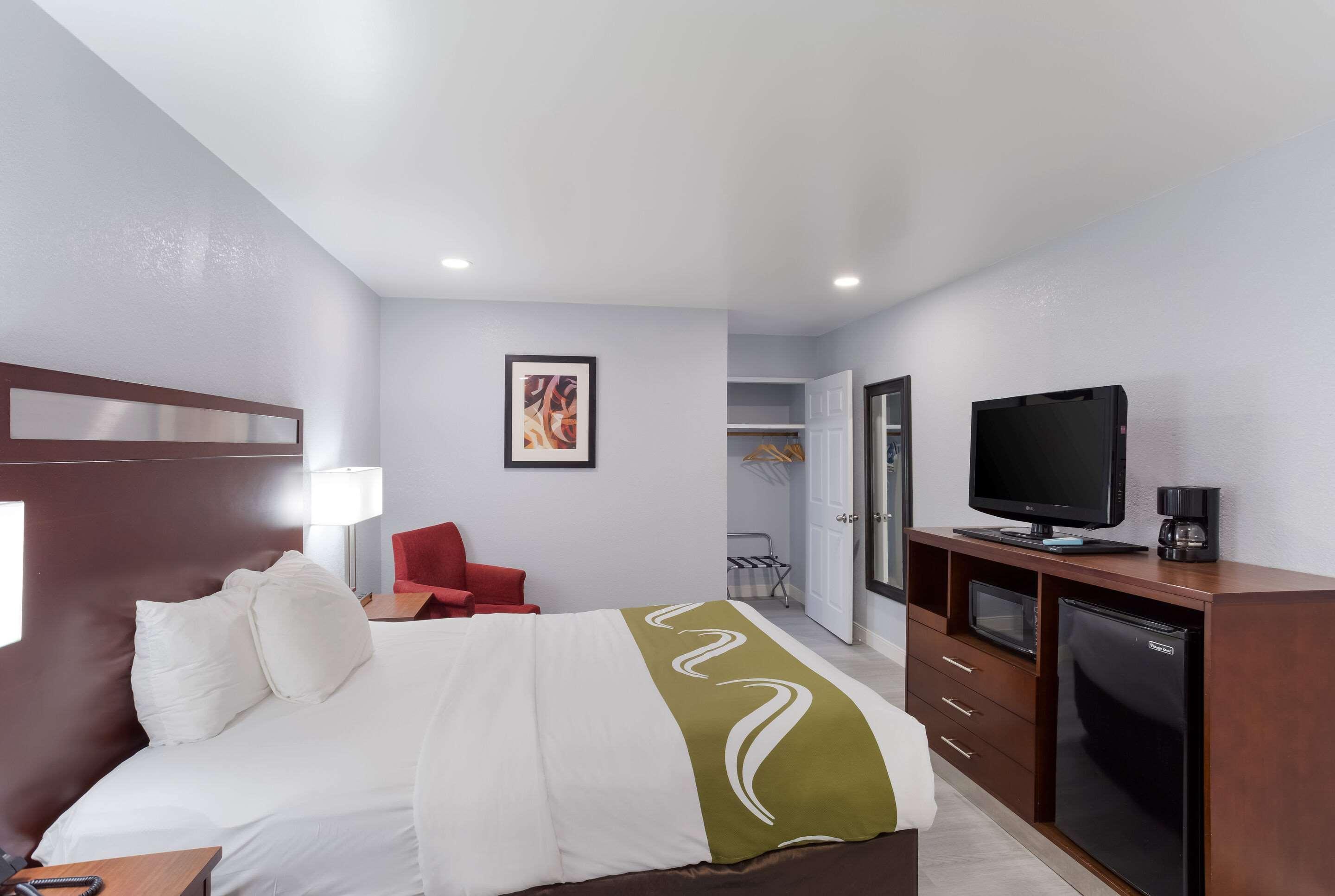 Quality Inn Redding Near I-5 Dış mekan fotoğraf