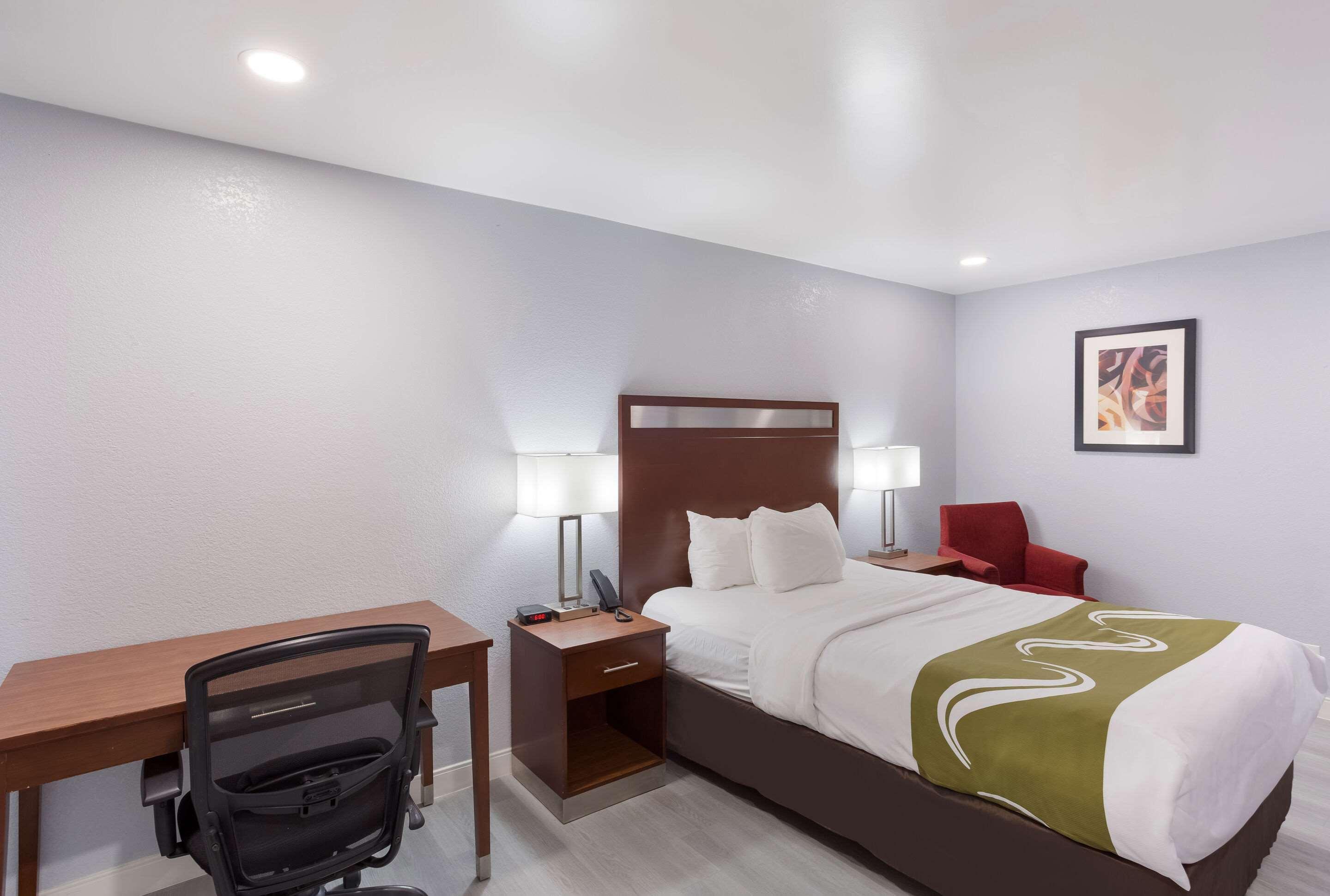 Quality Inn Redding Near I-5 Dış mekan fotoğraf