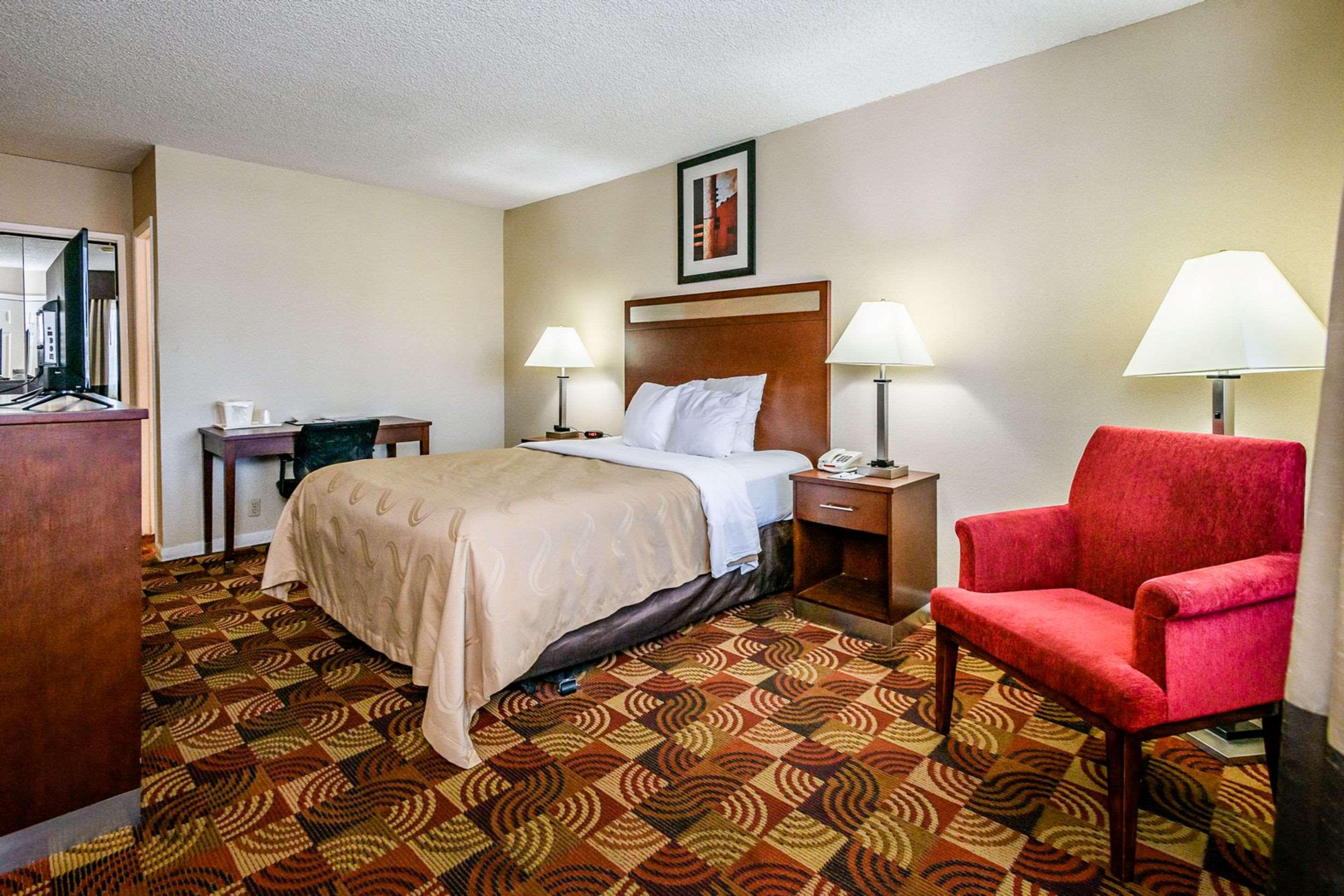 Quality Inn Redding Near I-5 Dış mekan fotoğraf