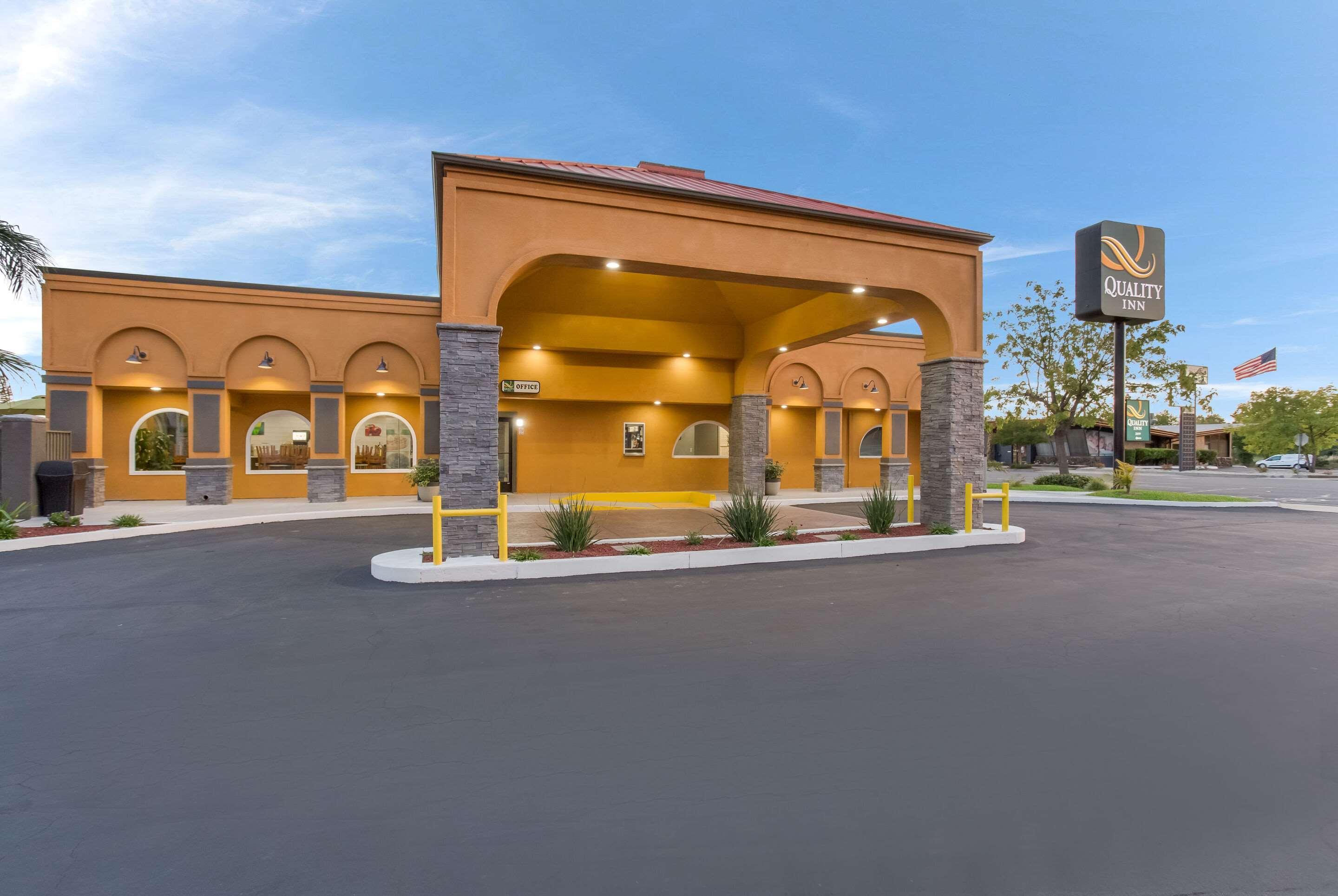 Quality Inn Redding Near I-5 Dış mekan fotoğraf