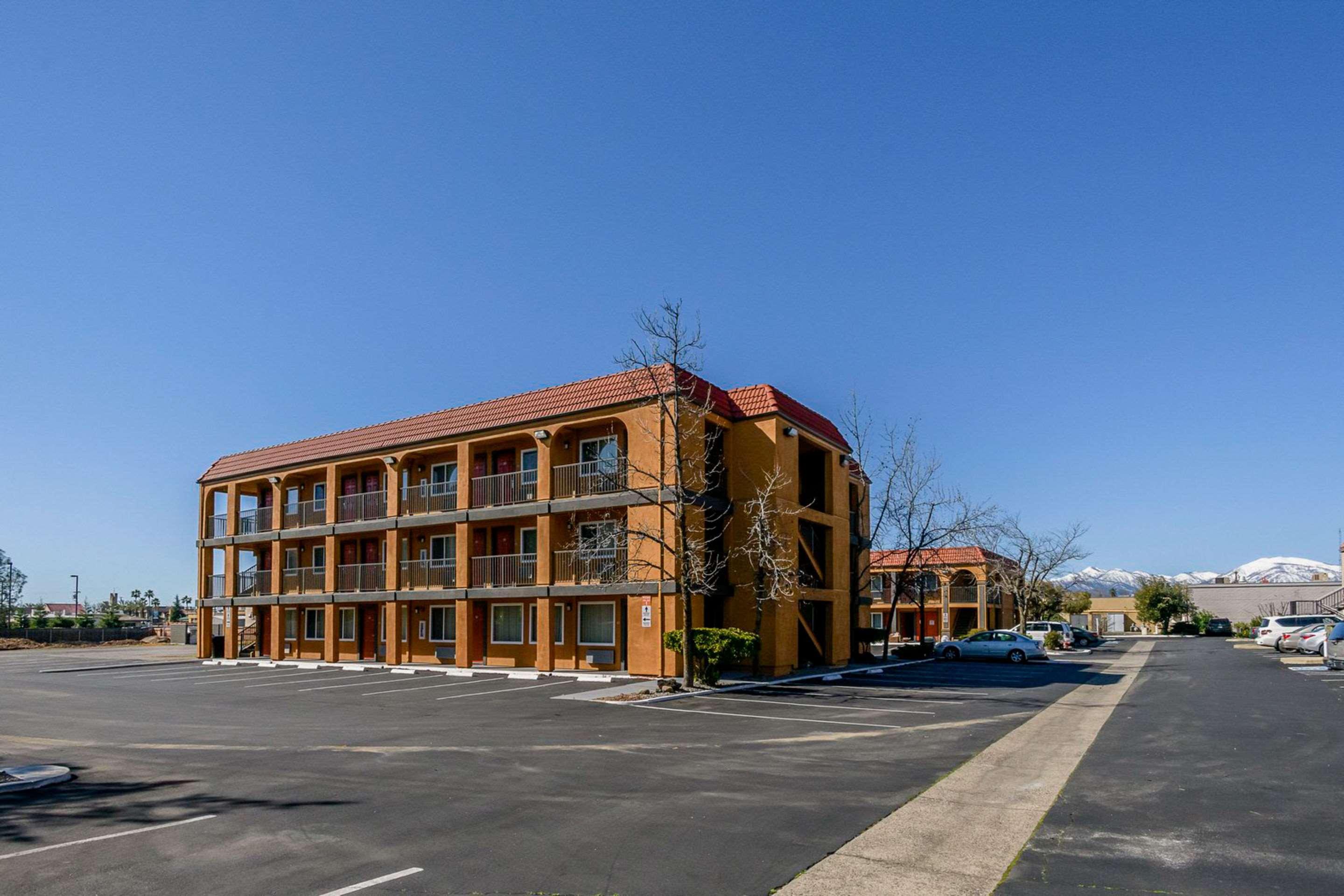 Quality Inn Redding Near I-5 Dış mekan fotoğraf